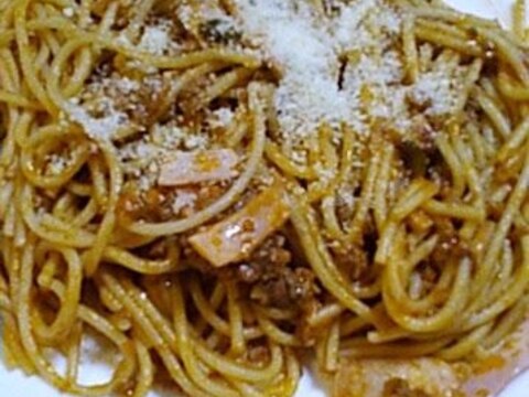 ロースハムと合い挽きミンチのスパゲティ